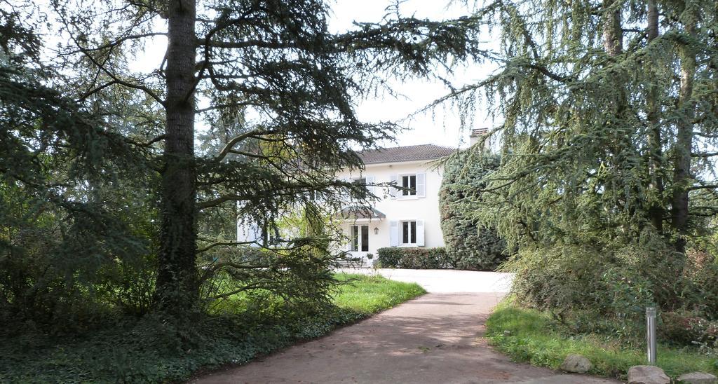 Bed and Breakfast La Maison De Roussille Francheville  Exterior foto
