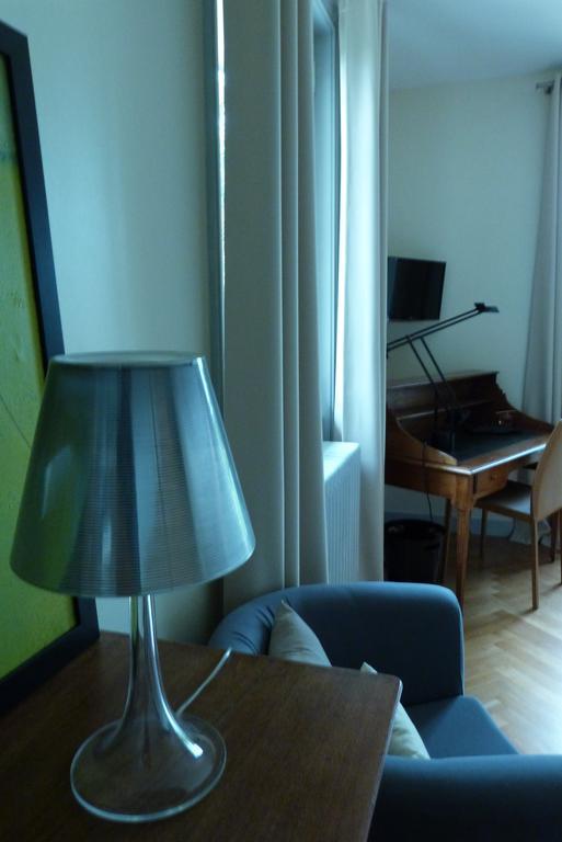 Bed and Breakfast La Maison De Roussille Francheville  Zimmer foto